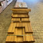 Ca. 77x Guyana Teak Palen Geschaafd, 45x45mm, lengte 16/185cm, 15/215c